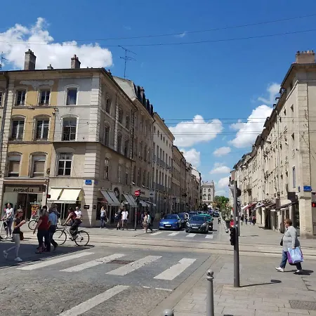 Apartment Hypercentre 25 Rue St Georges 2eme *